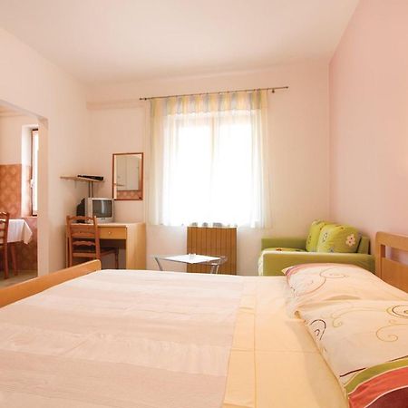 Apartments Orange 167 Novigrad  Exterior photo