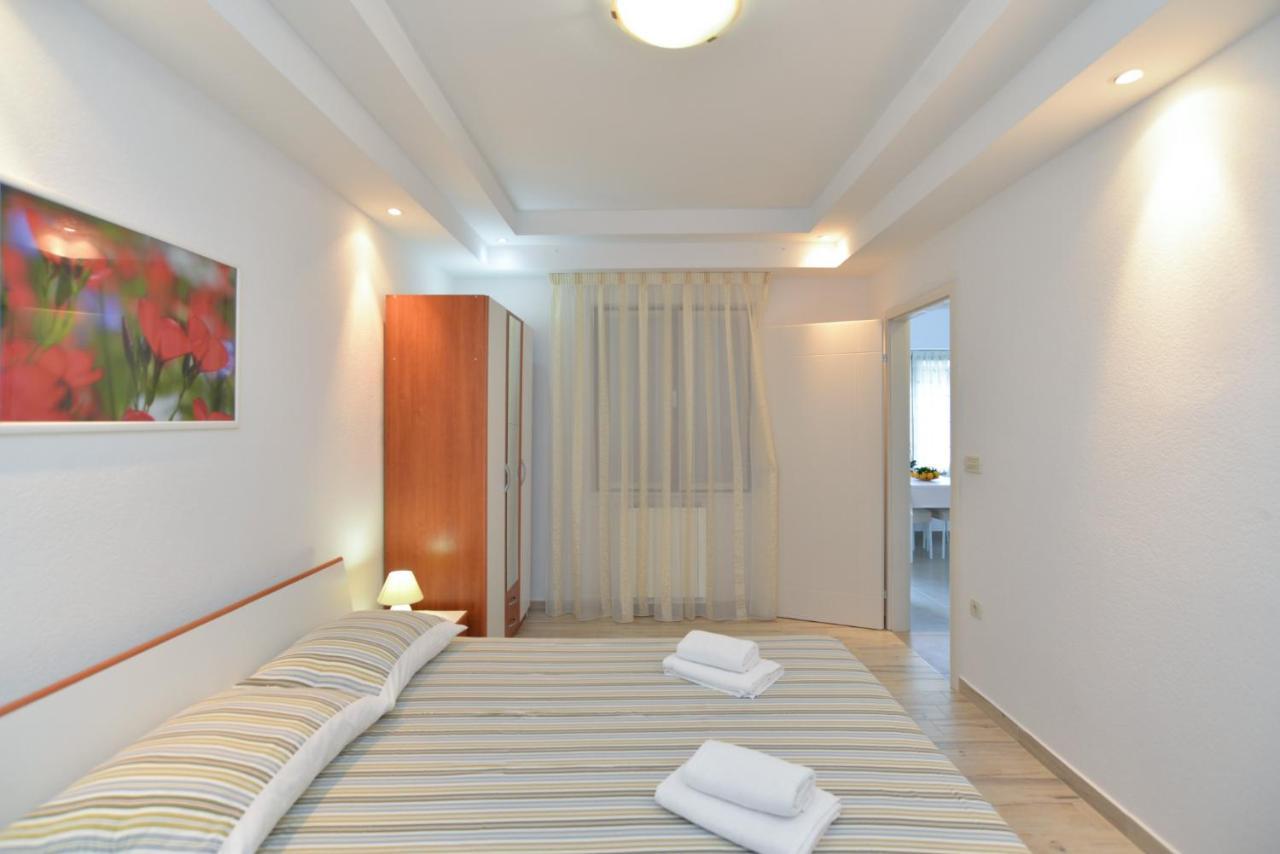 Apartments Orange 167 Novigrad  Exterior photo