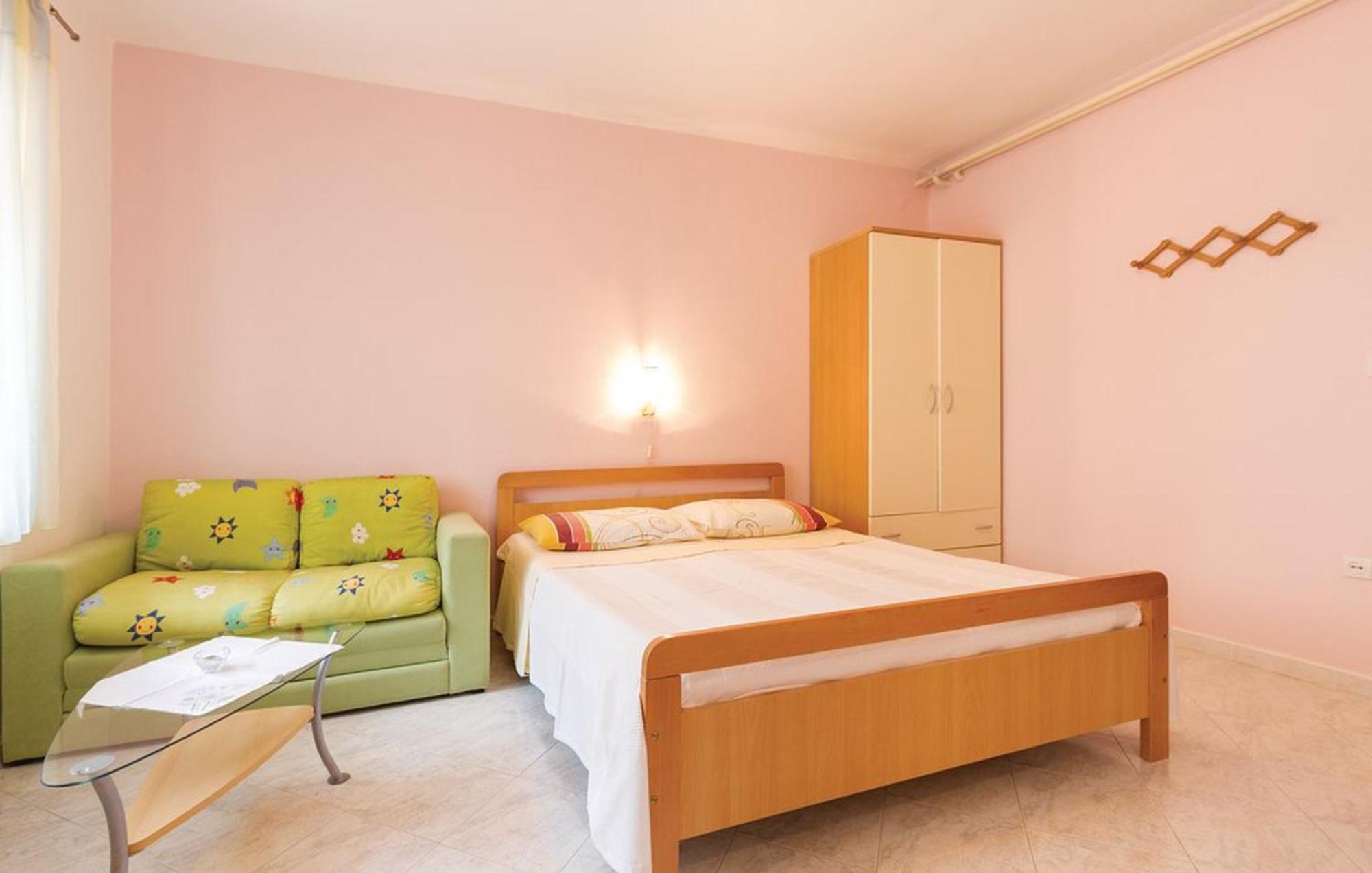 Apartments Orange 167 Novigrad  Exterior photo