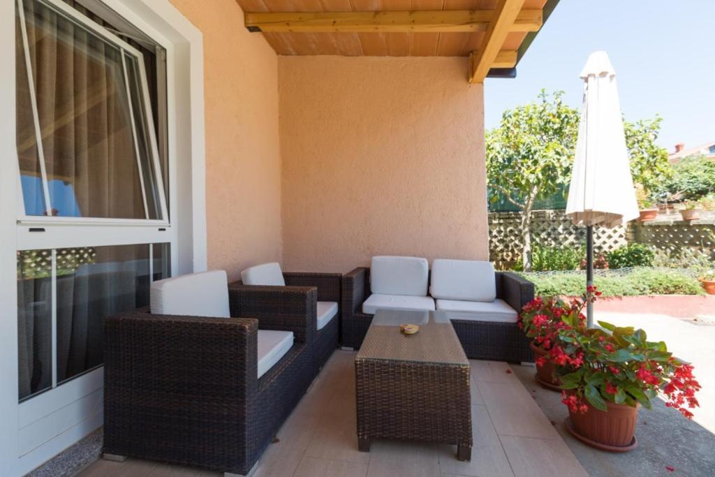 Apartments Orange 167 Novigrad  Exterior photo