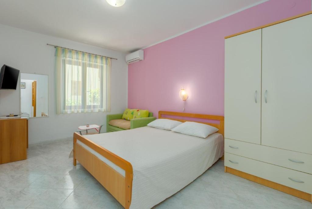 Apartments Orange 167 Novigrad  Exterior photo