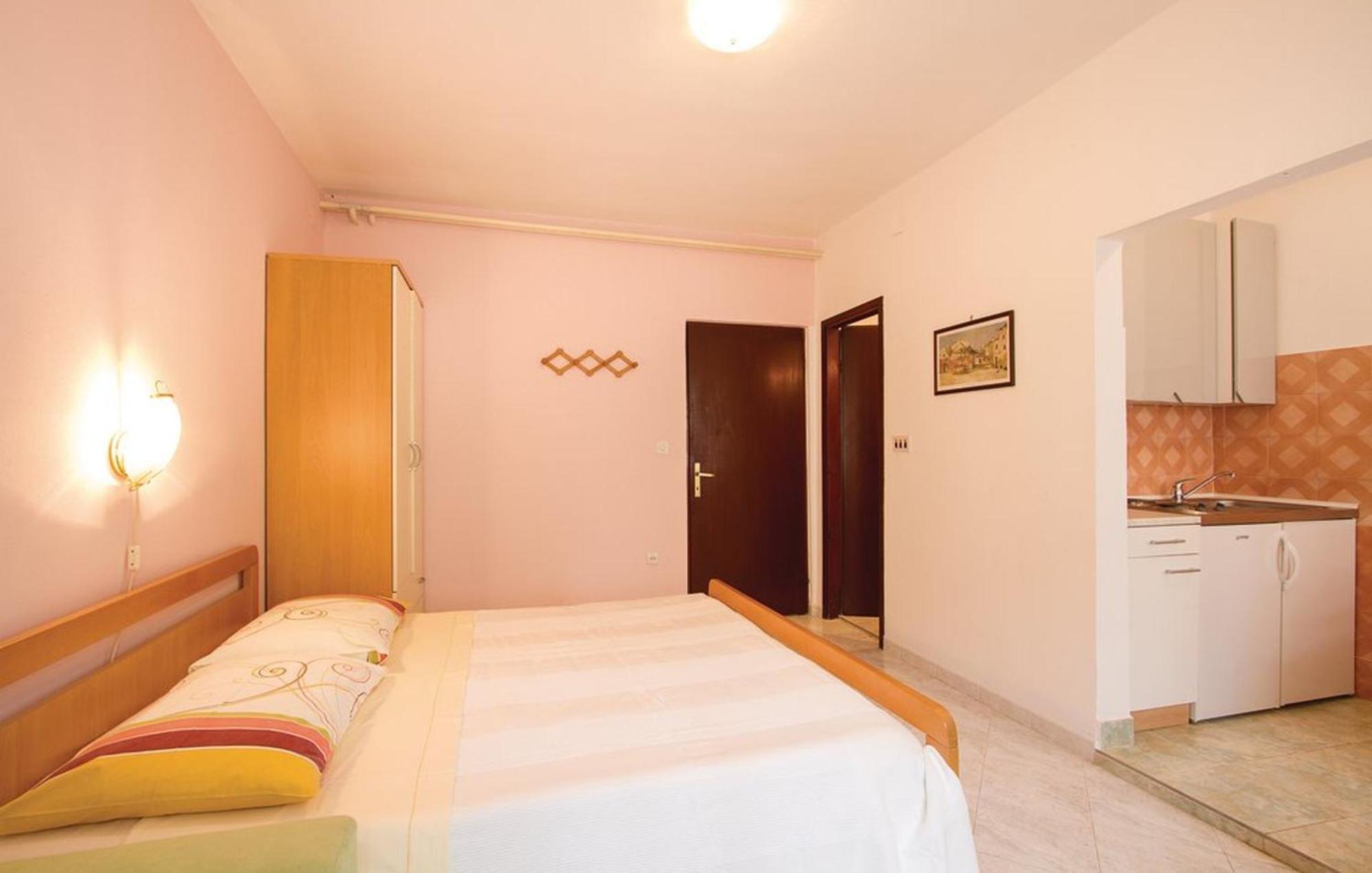 Apartments Orange 167 Novigrad  Exterior photo